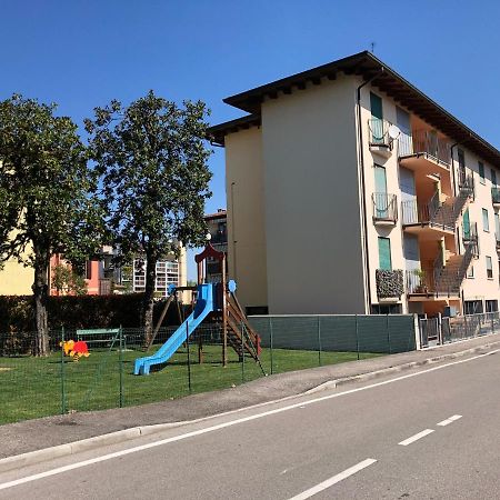Appartamento Bianco - เปสเคียรา เดล การ์ดา ภายนอก รูปภาพ